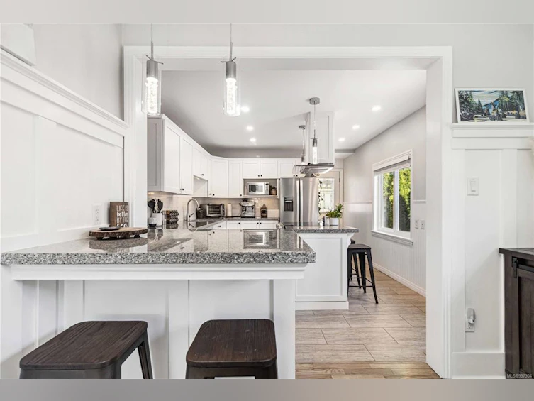 3127 Rutledge Street, Victoria, BC, V8X 1N3 - 8