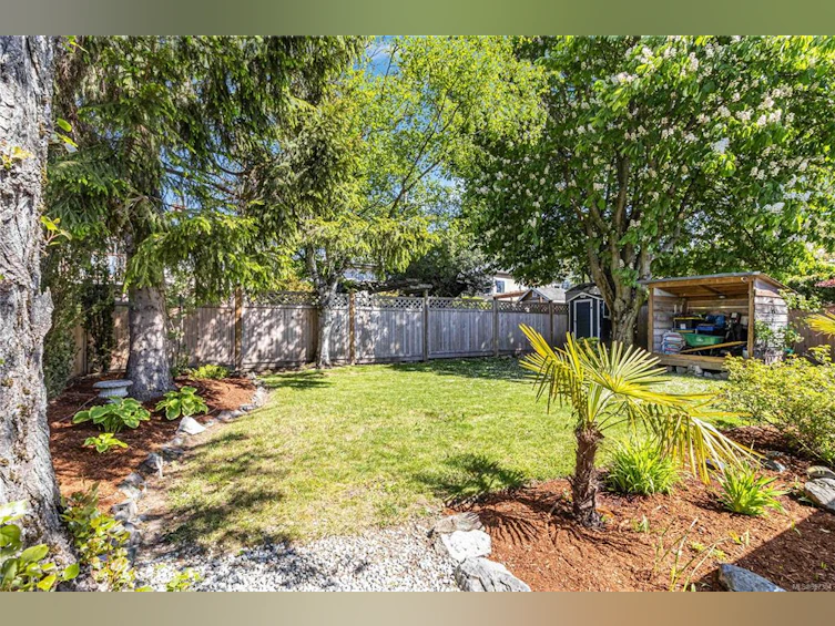 3127 Rutledge Street, Victoria, BC, V8X 1N3 - 31