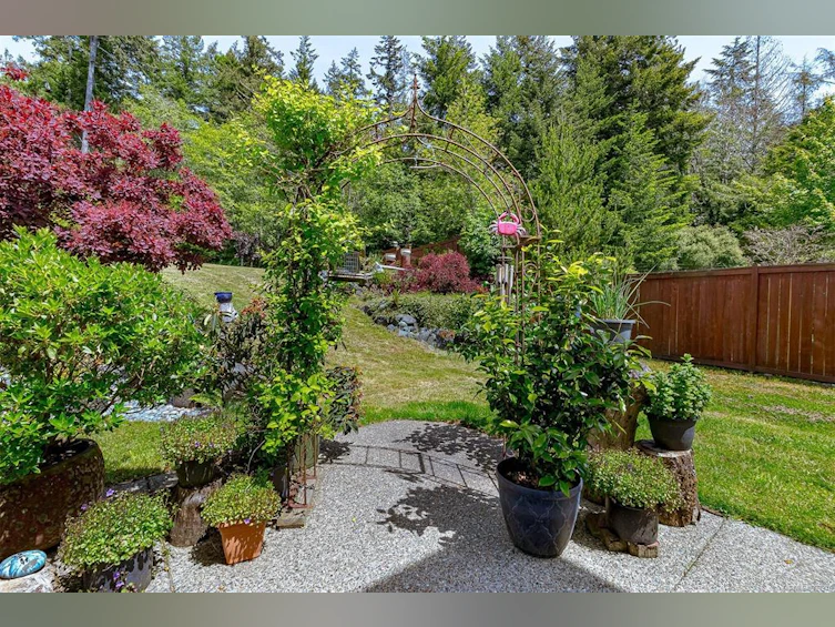 6486 Beechwood Place, Sooke, BC, V9Z 0Y7 - 39
