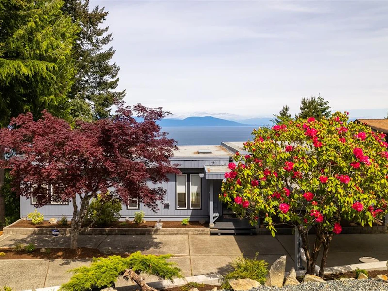 4824 Blue Jay Trail, Nanaimo BC V9T 5C9