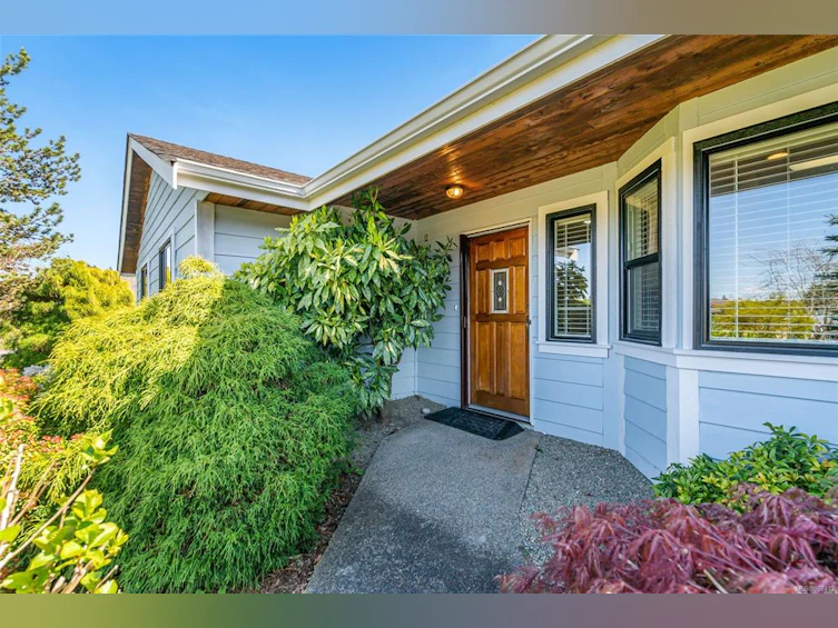 1310 Lanyon Drive, French Creek, BC, V9P 1W6 - 12