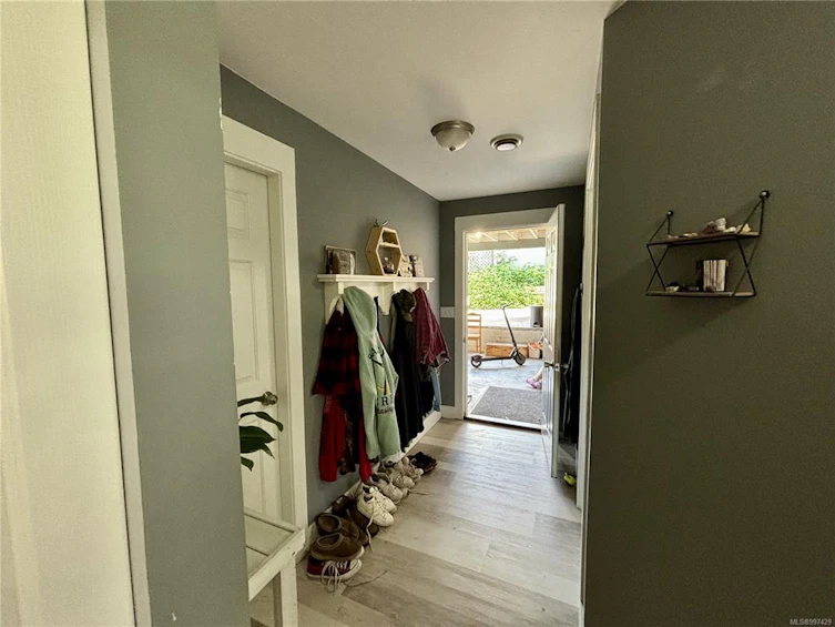 8054 Bertha Street, Crofton, BC, V0R 1R0 - 41