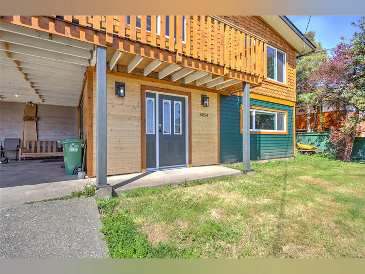 8054 Bertha Street, Crofton, BC, V0R 1R0 - 3