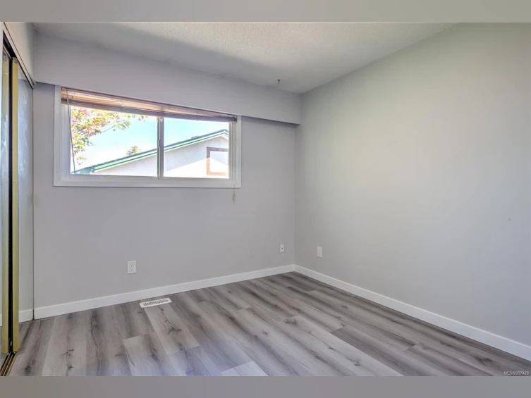 8054 Bertha Street, Crofton, BC, V0R 1R0 - 27