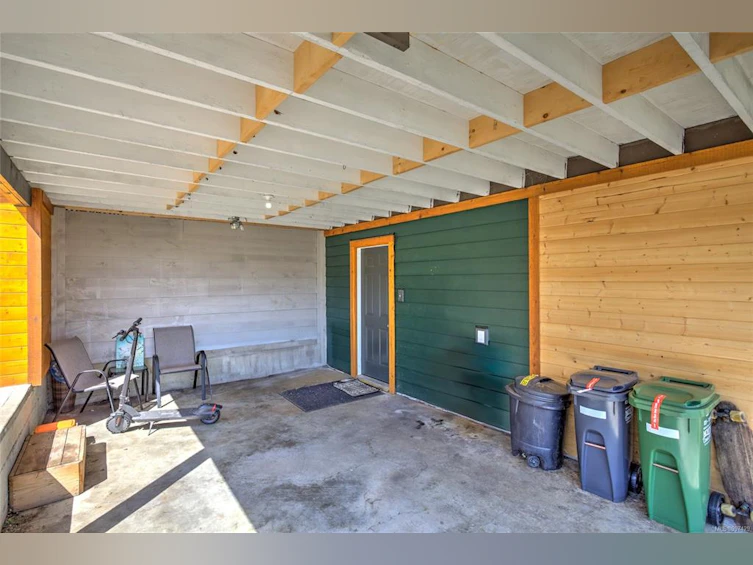 8054 Bertha Street, Crofton, BC, V0R 1R0 - 59