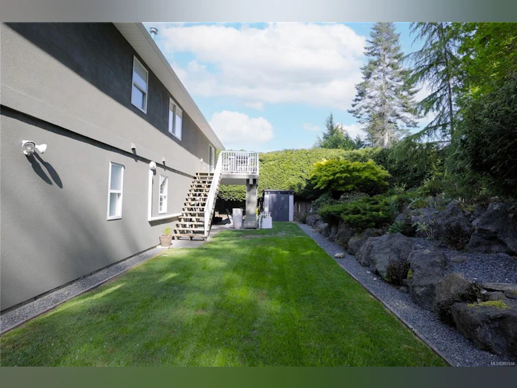 2438 Andover Road, Fairwinds, BC, V9P 9G9 - 51