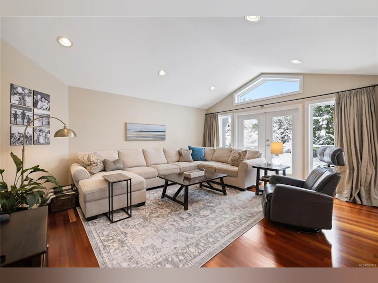 2438 Andover Road, Fairwinds, BC, V9P 9G9 - 6