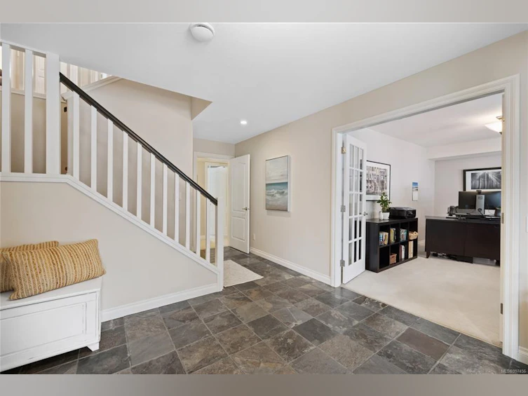 2438 Andover Road, Fairwinds, BC, V9P 9G9 - 32