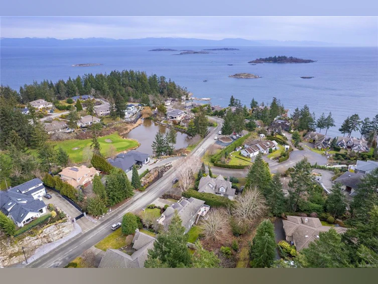 2438 Andover Road, Fairwinds, BC, V9P 9G9 - 57