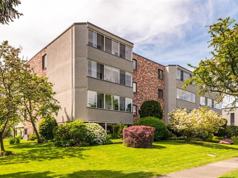 205 - 1041 Rockland Avenue, Victoria BC V8V 3H6