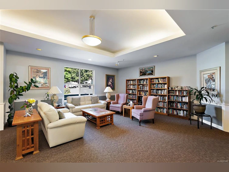 122-290 Island Highway, View Royal, BC, V9B 1G5 - 22