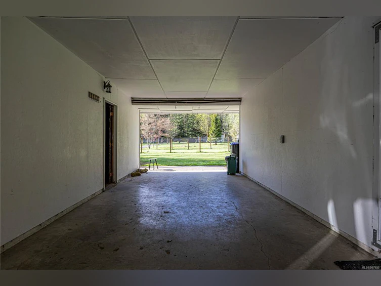 2910 Palmer Road, Hilliers, BC, V9K 1W5 - 16
