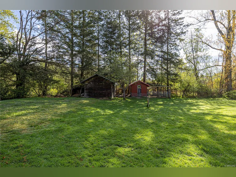 2910 Palmer Road, Hilliers, BC, V9K 1W5 - 17