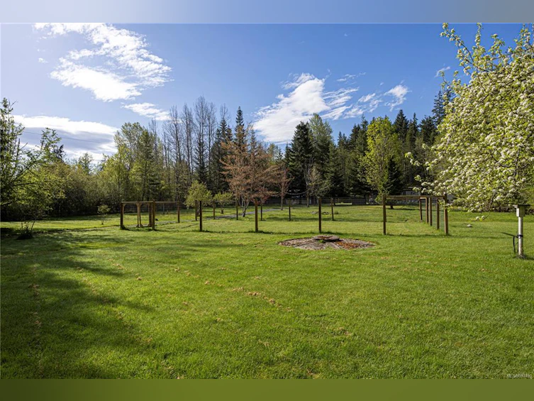 2910 Palmer Road, Hilliers, BC, V9K 1W5 - 20