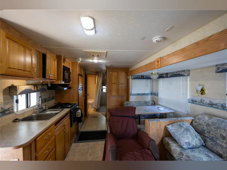 2910 Palmer Road, Hilliers, BC, V9K 1W5 - 24
