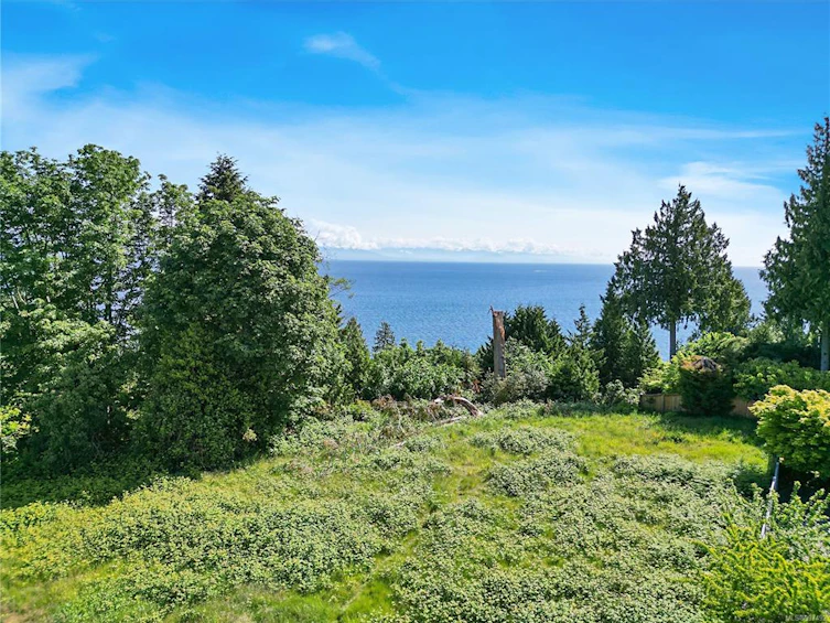 6410 Invermere Road, Nanaimo, BC, V9V 1B9 - 2