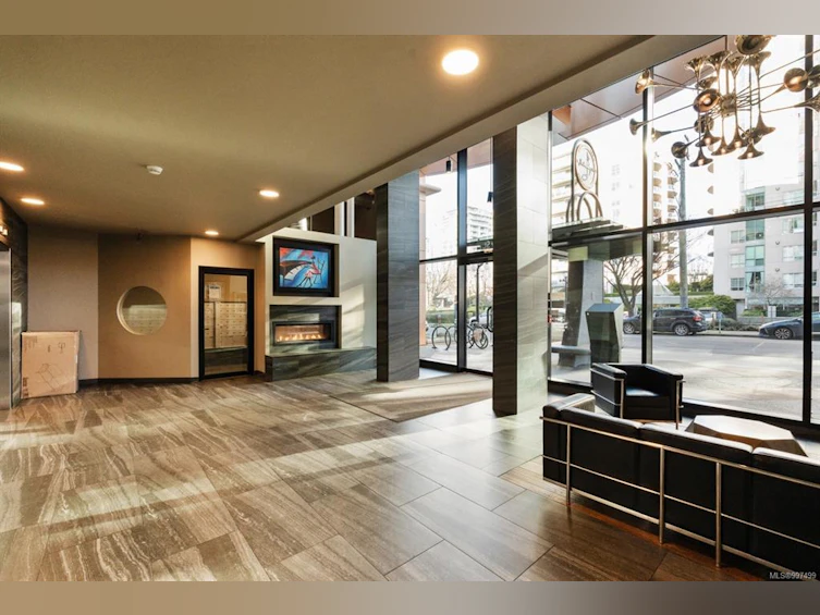 302-1029 View Street, Victoria, BC, V8V 0C9 - 18
