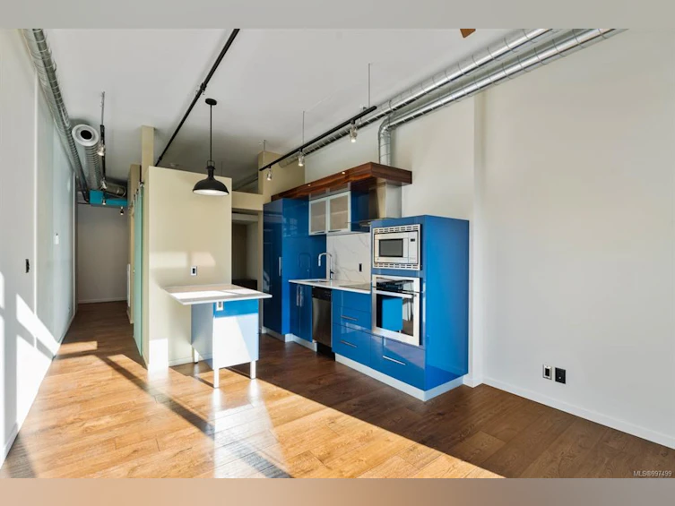 302-1029 View Street, Victoria, BC, V8V 0C9 - 8
