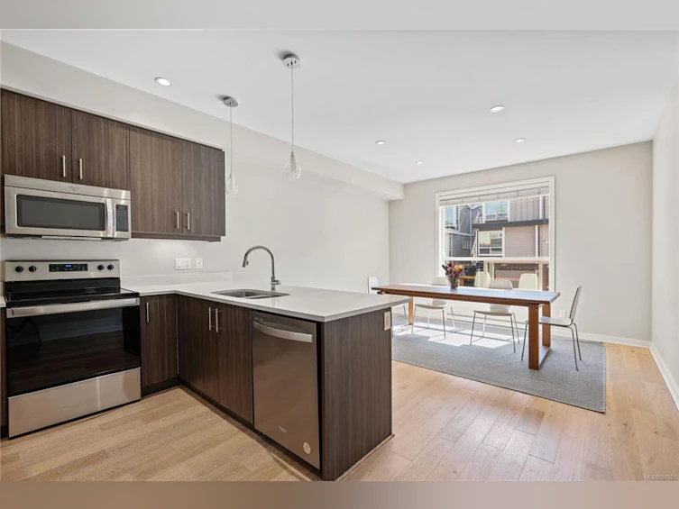 3386 Vision Way, Langford, BC, V9C 0E4 - 4