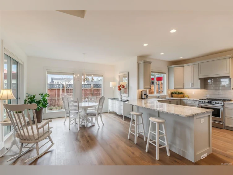 1000 Brookfield Crescent, French Creek, BC, V9P 0E3 - 4