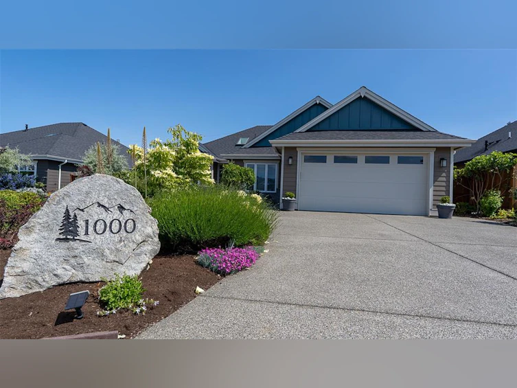 1000 Brookfield Crescent, French Creek, BC, V9P 0E3