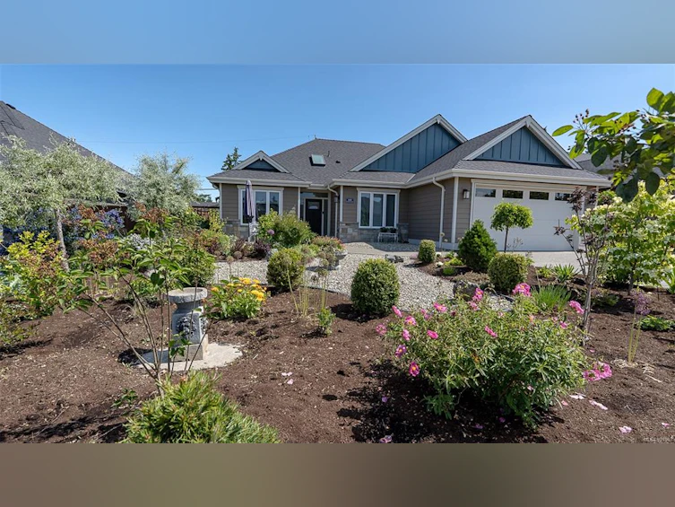1000 Brookfield Crescent, French Creek, BC, V9P 0E3 - 2