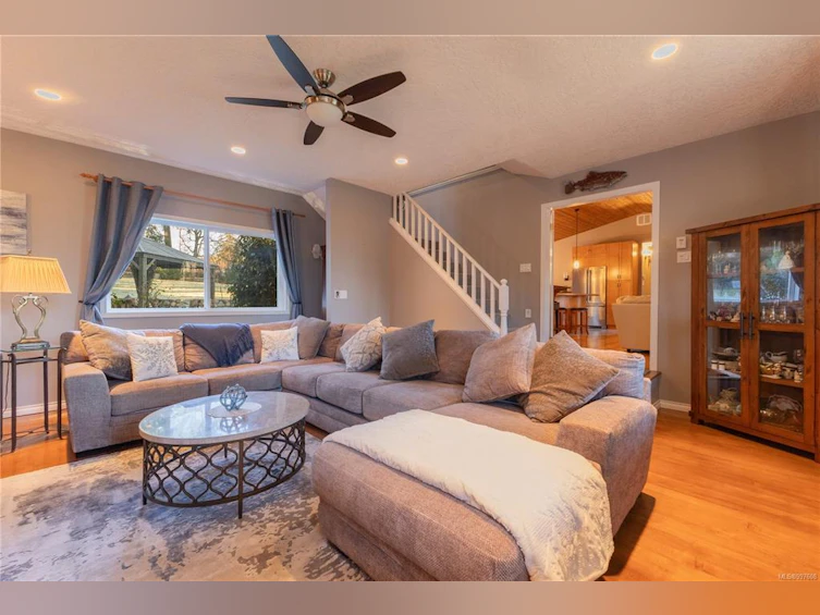 777 Salsbury Road, Courtenay, BC, V9N 9M2 - 13