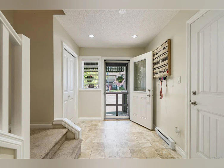 903 Wild Ridge Way, Langford, BC, V9C 4M8 - 3