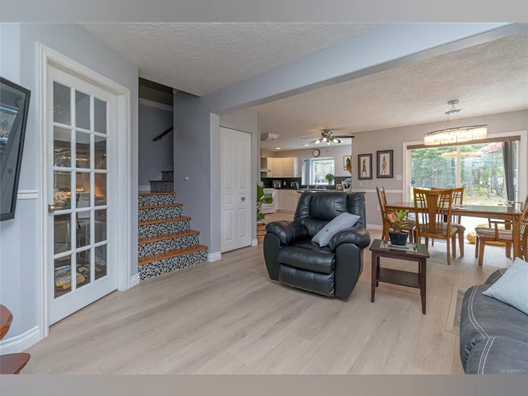 1335 Meadowood Way, Qualicum Beach, BC, V9K 2S4 - 28