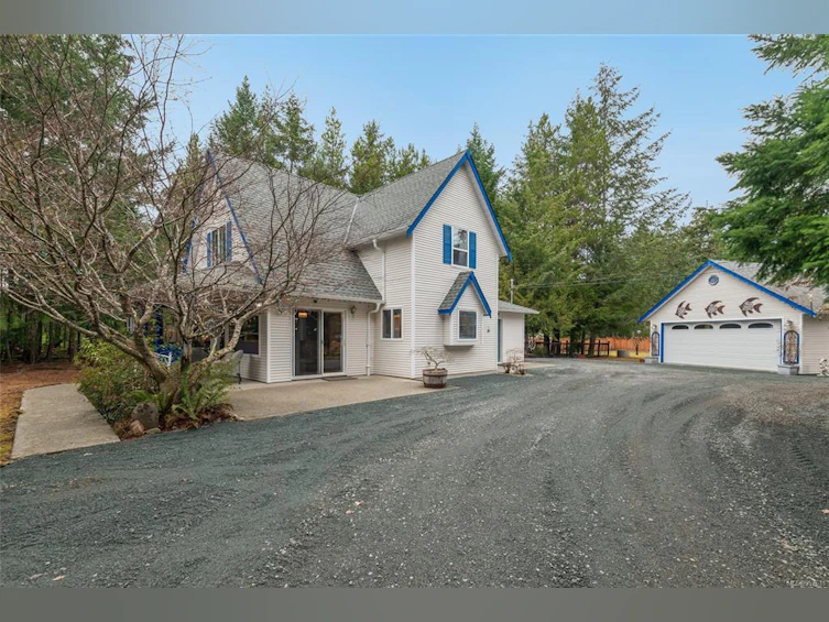 1335 Meadowood Way, Qualicum Beach, BC, V9K 2S4 - 16