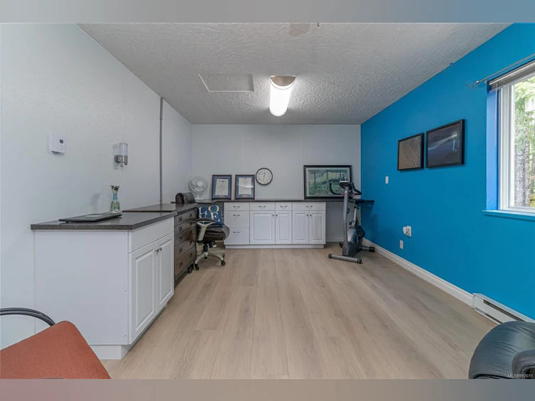1335 Meadowood Way, Qualicum Beach, BC, V9K 2S4 - 44
