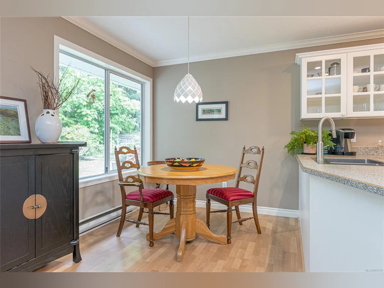618 Yambury Road, Qualicum Beach, BC, V9K 1C5 - 24