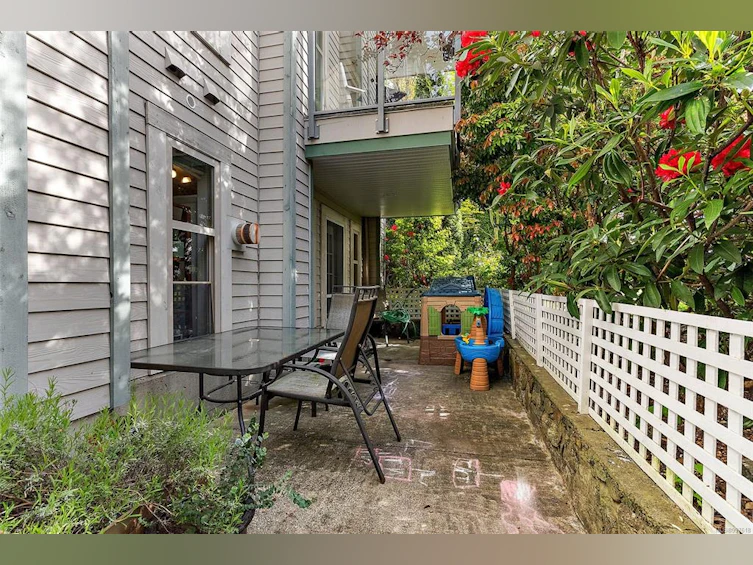 206-3160 Albina Street, Saanich, BC, V9A 1Z5 - 26
