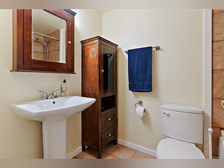 206-3160 Albina Street, Saanich, BC, V9A 1Z5 - 19