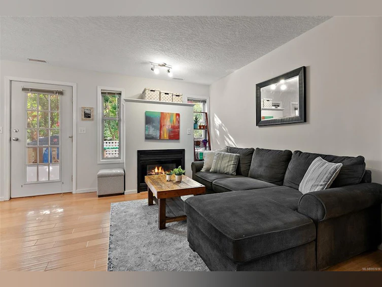 206-3160 Albina Street, Saanich, BC, V9A 1Z5 - 8