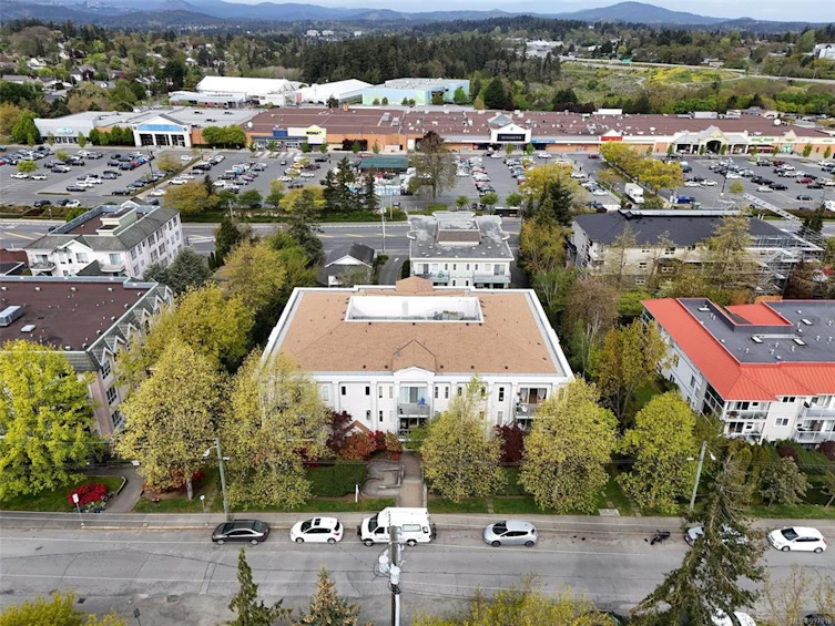 206-3160 Albina Street, Saanich, BC, V9A 1Z5 - 4