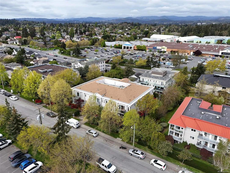 206-3160 Albina Street, Saanich, BC, V9A 1Z5 - 30