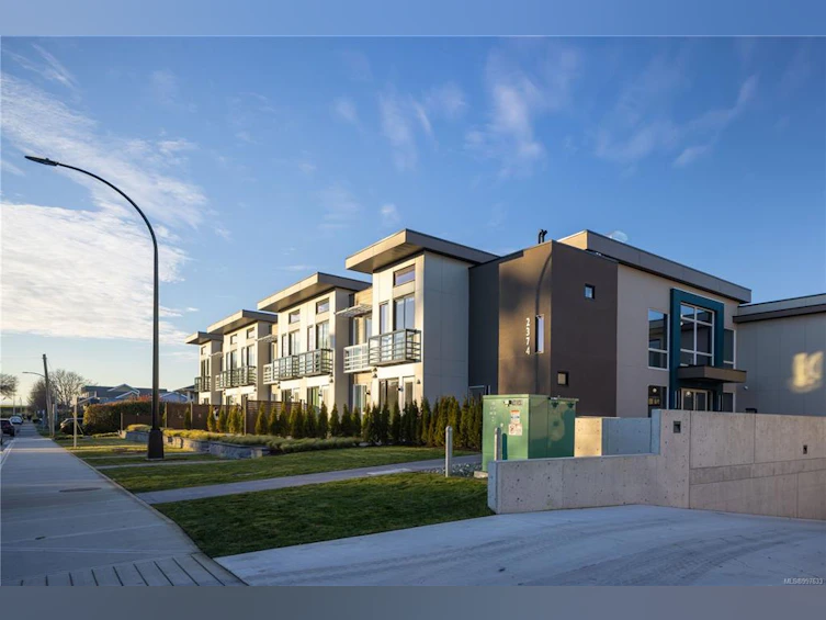 106-2374 Oakville Avenue, Sidney, BC, V8L 1V5 - 11