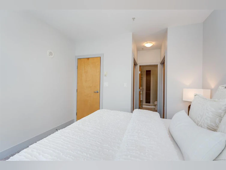 412-2745 Veterans Memorial Pkwy, Langford, BC, V9B 0H4 - 13