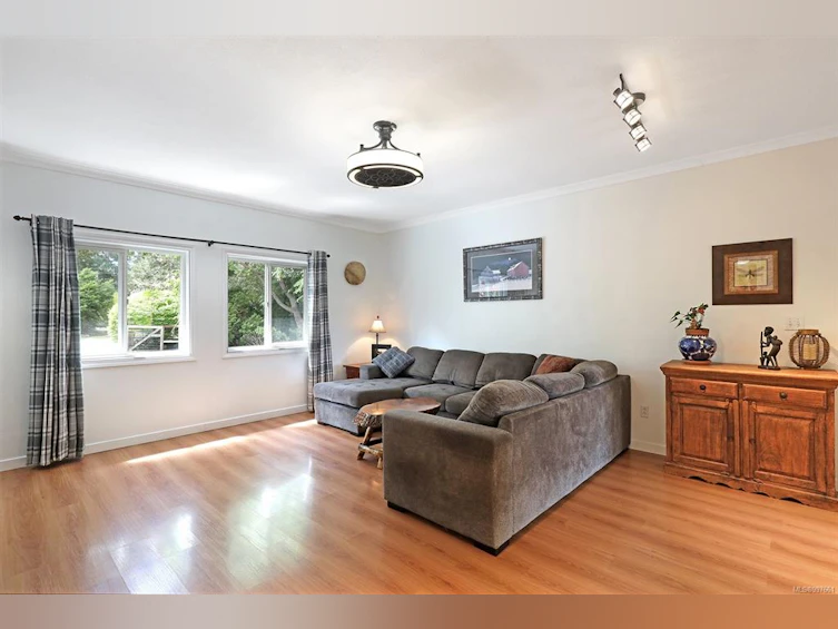 7616 Wente Way, Fanny Bay, BC, V0R 1W0 - 24