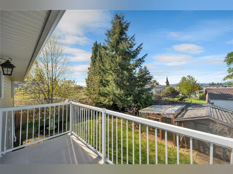 560 6th Avenue, Campbell River, BC, V9W 3Z5 - 28