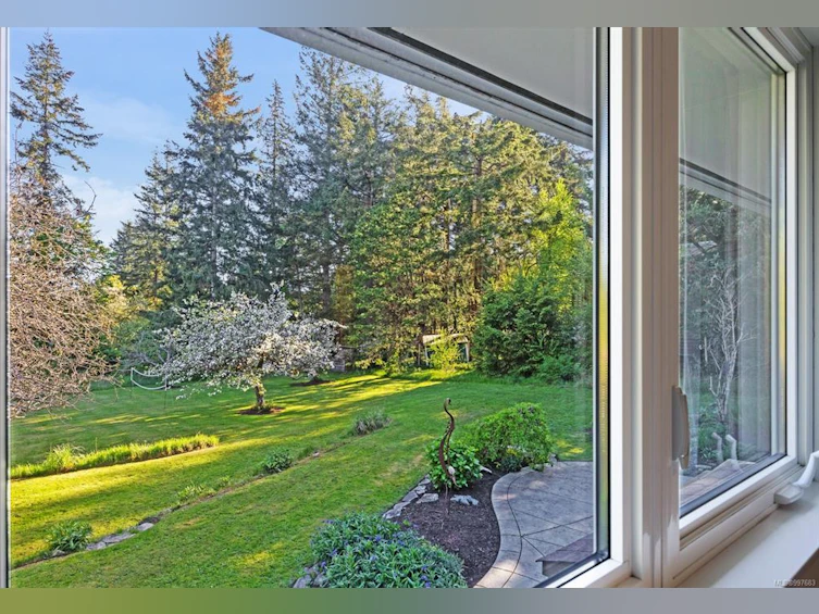 1589 Cedar Avenue, Comox, BC, V9M 2V6 - 9