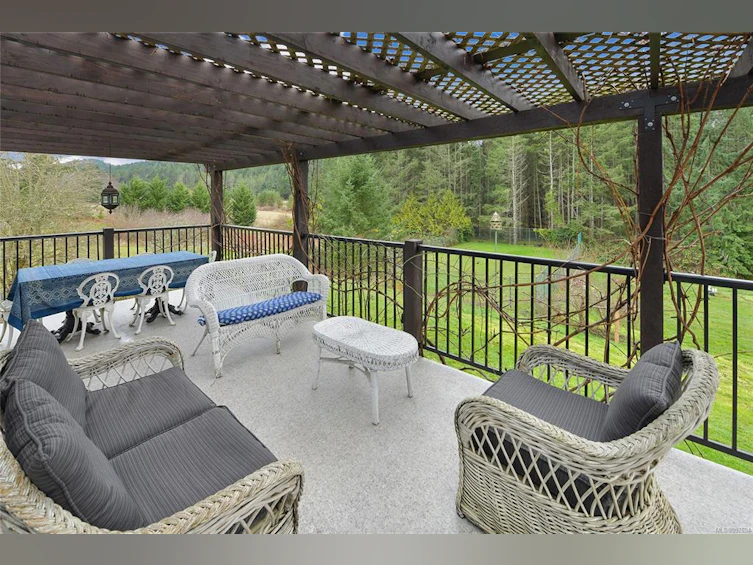 300 Wood Dale Drive, Mayne Island, BC, V0N 2J2 - 14