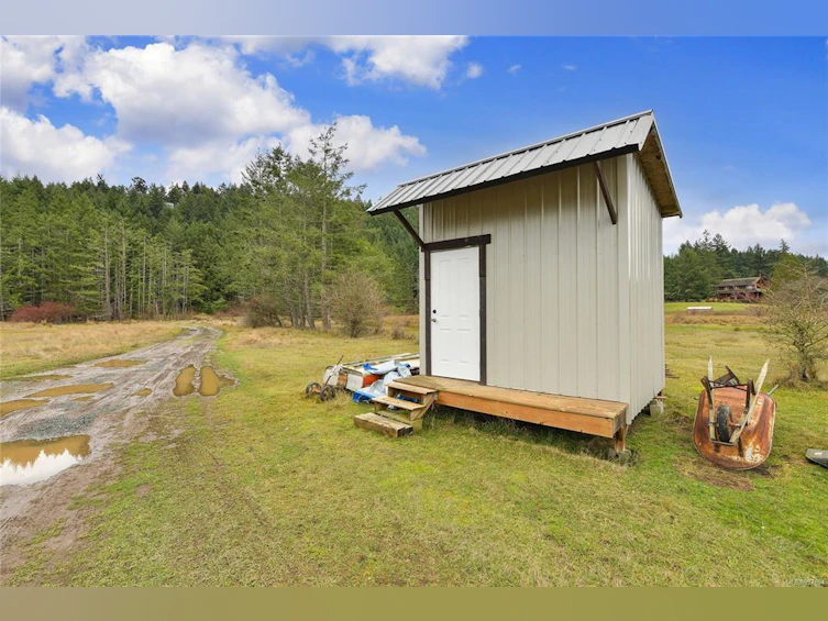 300 Wood Dale Drive, Mayne Island, BC, V0N 2J2 - 58