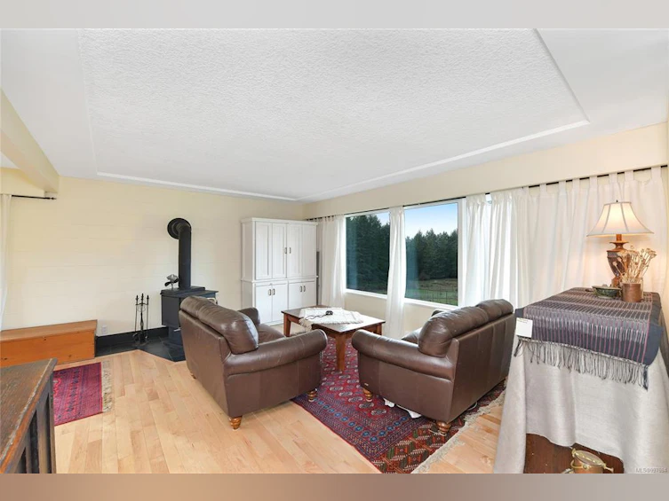 300 Wood Dale Drive, Mayne Island, BC, V0N 2J2 - 8