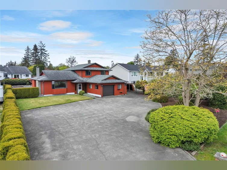 2460 S Island Highway, Campbell River, BC, V9W 1C6 - 50