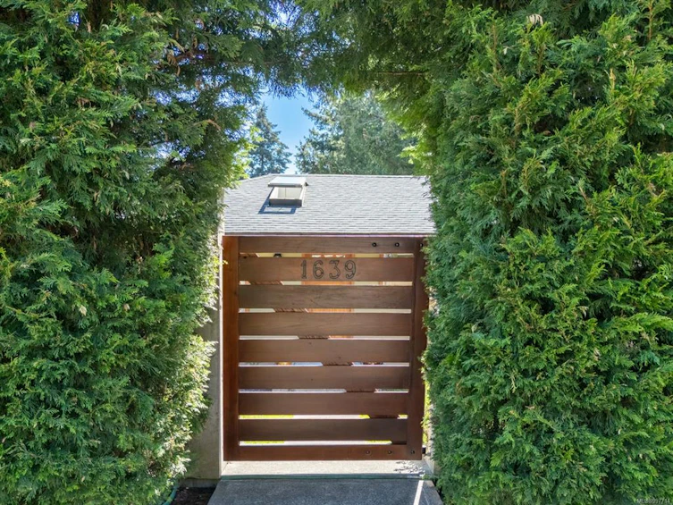 1639 E Centennial Avenue, Comox, BC, V9M 2V8 - 22