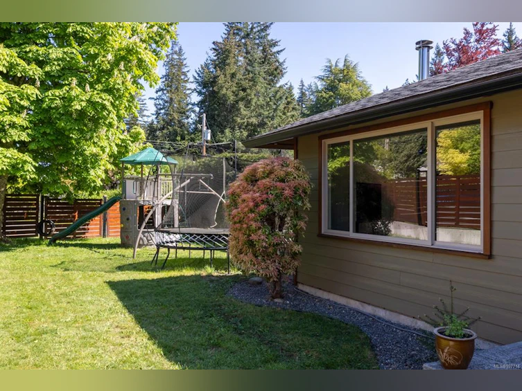 1639 E Centennial Avenue, Comox, BC, V9M 2V8 - 27