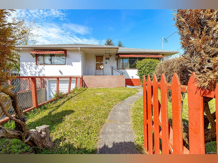 808 Princess Avenue, Victoria, BC, V8T 1K8 - 3