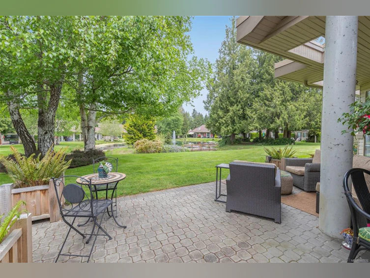 1227 Pond Place, French Creek, BC, V9P 2P8 - 29
